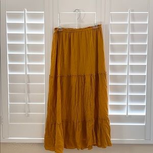 Long maxi skirt